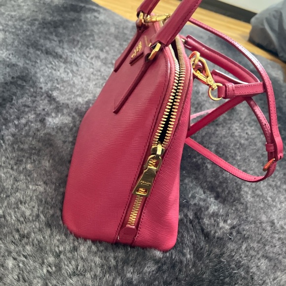 Prada Pink Leather Women's Bag - Picture 3 of 8